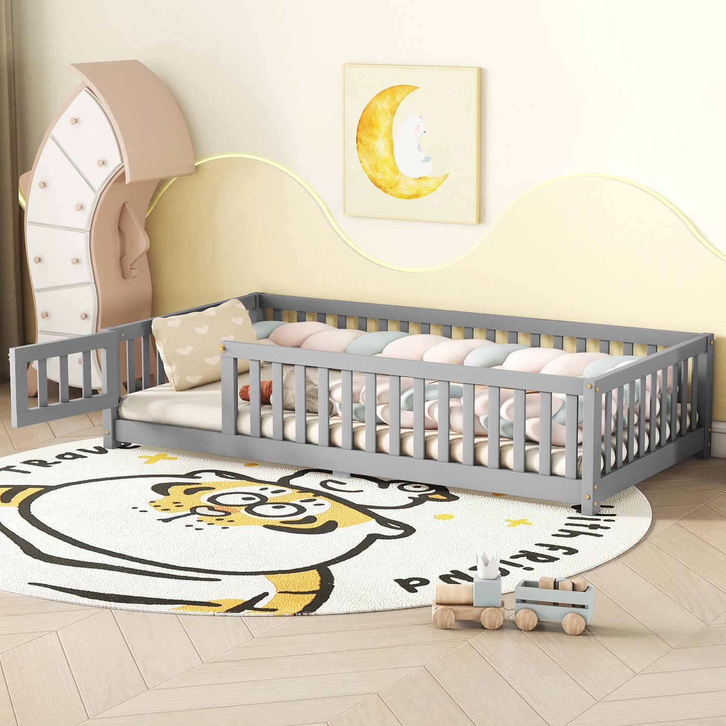 SESSLIFE Twin Size Floor Bed with Fence and Door, Wood Toddler Bed with Safety Guardrails and Slats, Montessori Bed, Twin Bed Frame for Kids, Boys, Girls, No Box Spring Needed, White