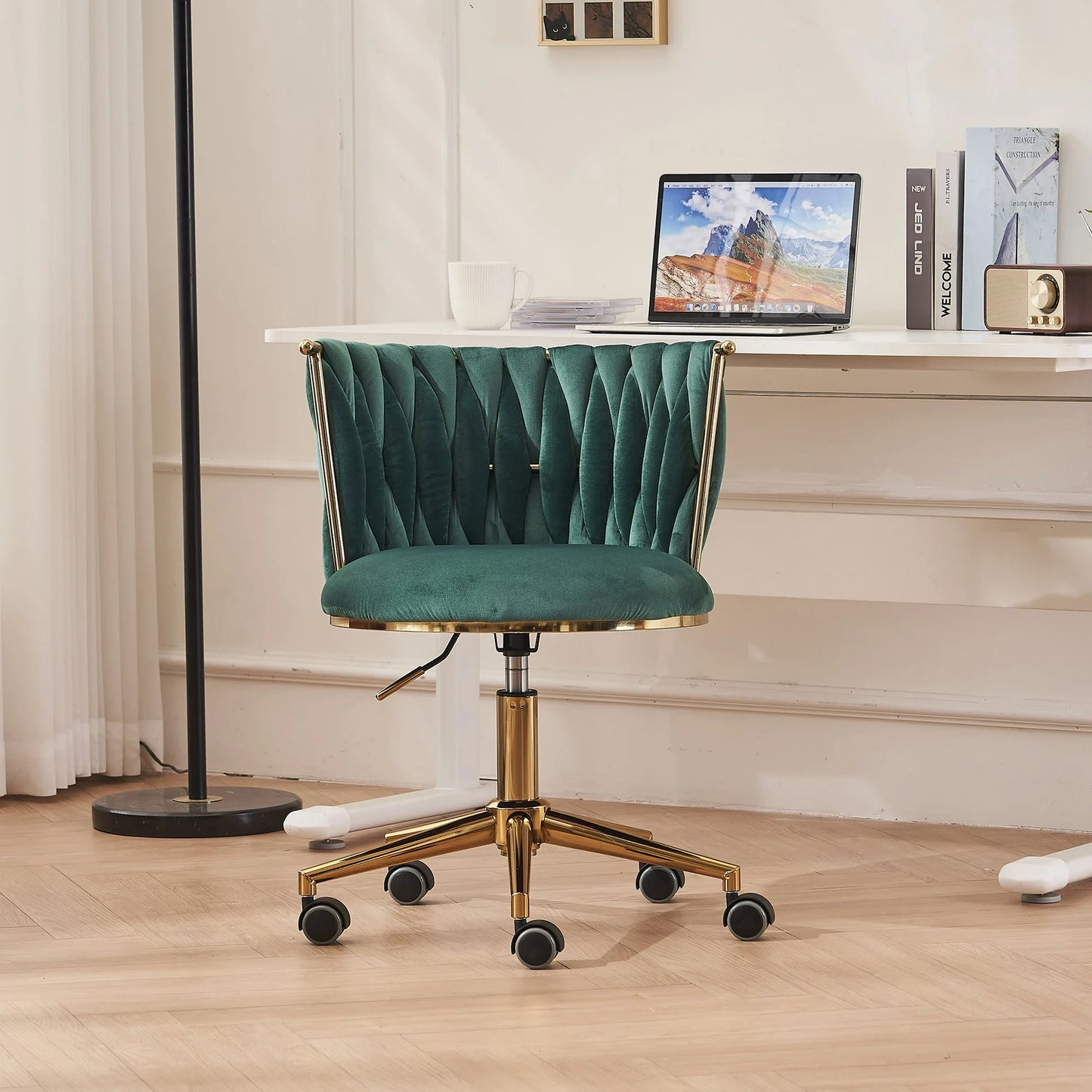 Sesslife Home Office Chair, Comfy Padded Seat Swivel Desk Chair, Upholstered Velvet Computer Chair with Castors for Small Place, Adjustable Vanity Chair for Office Bedroom Dressing Room, Green
